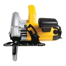 Пила дисковая ручная DeWALT DWE560 фото #1