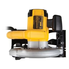 Пила дисковая ручная DeWALT DWE560 фото #4